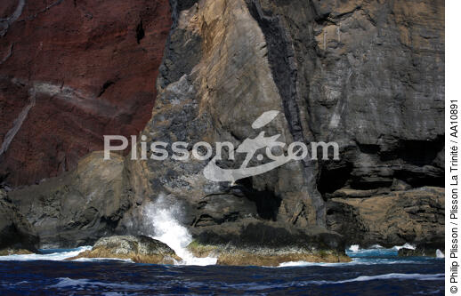 La pointe Dos Capelinhos sur Faial aux Açores. - © Philip Plisson / Plisson La Trinité / AA10891 - Nos reportages photos - Ile [Por]