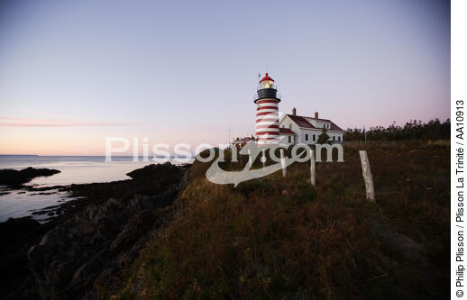 Quoddy Head lighthouse in the State Maine. - © Philip Plisson / Plisson La Trinité / AA10913 - Photo Galleries - Quoddy Head