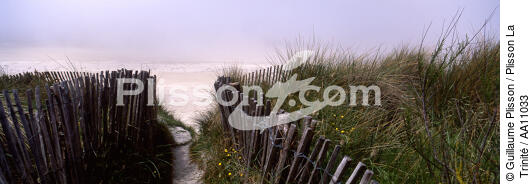 Kervillen beach. - © Guillaume Plisson / Plisson La Trinité / AA11033 - Photo Galleries - Dune