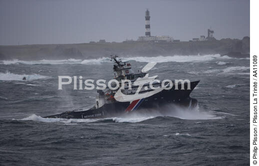 The tug Abeille Bourbon. - © Philip Plisson / Plisson La Trinité / AA11089 - Photo Galleries - Storm at sea