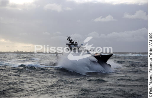 The tug Abeille Bourbon. - © Philip Plisson / Plisson La Trinité / AA11092 - Photo Galleries - Storm at sea