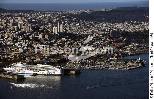 San Francisco. - © Philip Plisson / Plisson La Trinité / AA11166 - Photo Galleries - Big Cruises