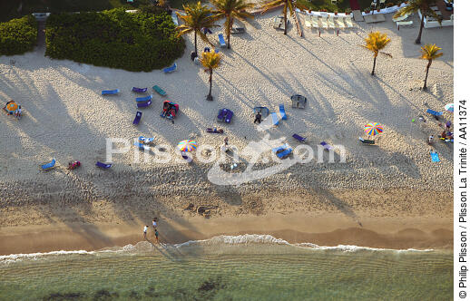 Miami. - © Philip Plisson / Plisson La Trinité / AA11374 - Nos reportages photos - Plage