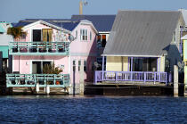 Maisons des Iles Keys en Floride. © Philip Plisson / Plisson La Trinité / AA11412 - Nos reportages photos - Mer calme
