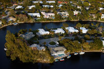 Maisons sur les côtes de Miami. © Philip Plisson / Plisson La Trinité / AA11434 - Nos reportages photos - Palmier