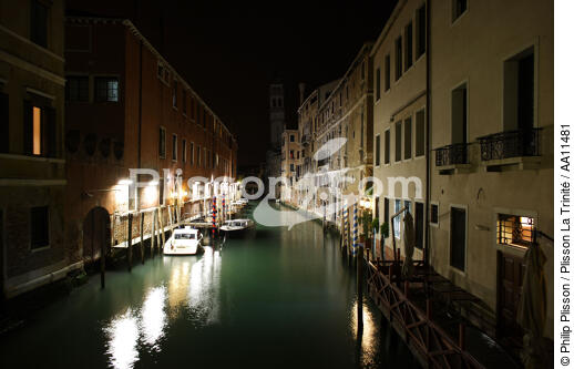 Venice by night. - © Philip Plisson / Plisson La Trinité / AA11481 - Photo Galleries - Venice like never seen before