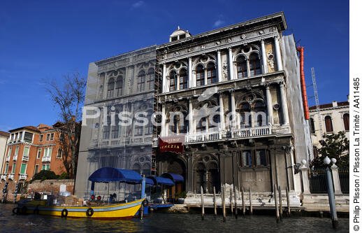 Le casino de Venise. - © Philip Plisson / Plisson La Trinité / AA11485 - Nos reportages photos - Ciel bleu