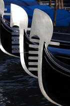 Gondoles à Venise. © Philip Plisson / Plisson La Trinité / AA11492 - Nos reportages photos - Italie