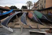 Shipbuilding in Venice. © Philip Plisson / Plisson La Trinité / AA11565 - Photo Galleries - Gondola