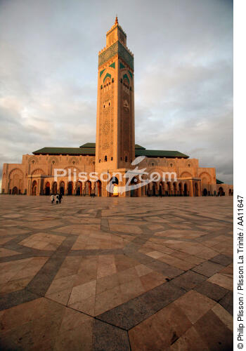 The Hassan II mosque in Casablanca. - © Philip Plisson / Plisson La Trinité / AA11647 - Photo Galleries - Sun