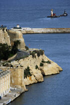Malte. © Philip Plisson / Plisson La Trinité / AA11704 - Nos reportages photos - Feu de port