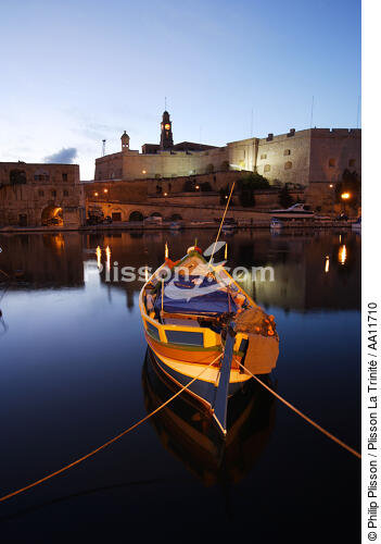 Fin de journée sur Malte. - © Philip Plisson / Plisson La Trinité / AA11710 - Nos reportages photos - Barque