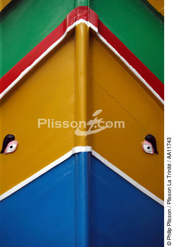 Peintures sur les coques de bateaux maltais. - © Philip Plisson / Plisson La Trinité / AA11743 - Nos reportages photos - Ile [Malte]
