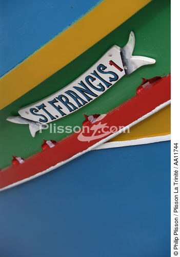 Peintures sur les coques de bateaux maltais. - © Philip Plisson / Plisson La Trinité / AA11744 - Nos reportages photos - Gozo