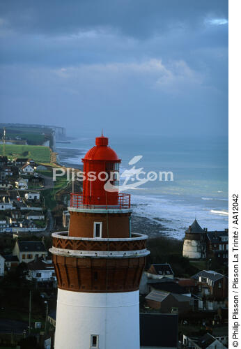 Le phare d'Ault. - © Philip Plisson / Plisson La Trinité / AA12042 - Nos reportages photos - Somme [la]