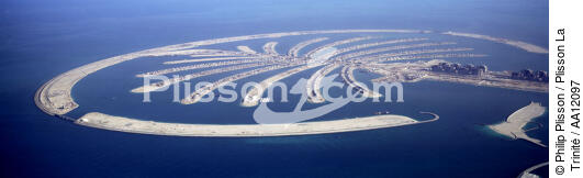 La Palm Jumeirah à Dubai. - © Philip Plisson / Plisson La Trinité / AA12097 - Nos reportages photos - Mer calme