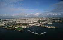 The port of Brest. © Philip Plisson / Plisson La Trinité / AA12140 - Photo Galleries - Brest