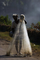Pêcheur dans le kerala, Inde. © Philip Plisson / Plisson La Trinité / AA12267 - Nos reportages photos - Pêcheurs du monde
