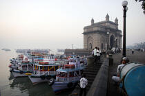 Le Gateaway of India à Bombay. © Philip Plisson / Plisson La Trinité / AA12497 - Nos reportages photos - Gateaway of India