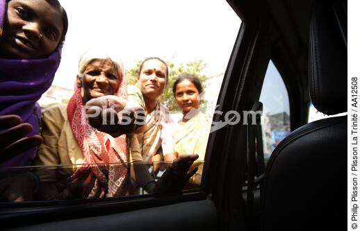 In the streets of Bombay. - © Philip Plisson / Plisson La Trinité / AA12508 - Photo Galleries - Road transport