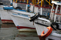 Bateaux dans le port de Bombay. © Philip Plisson / Plisson La Trinité / AA12510 - Nos reportages photos - Maharashtra
