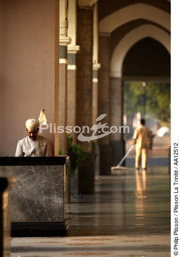 Hotel à Bombay. - © Philip Plisson / Plisson La Trinité / AA12512 - Nos reportages photos - Homme