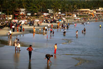 Sur la plage de Kovallam.. © Philip Plisson / Plisson La Trinité / AA12655 - Nos reportages photos - Etats [Inde]