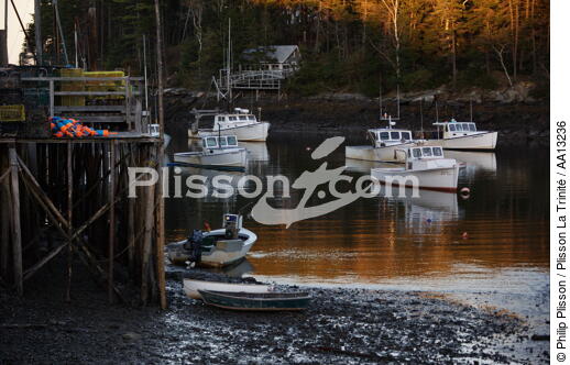 New Harbor in Maine. - © Philip Plisson / Plisson La Trinité / AA13236 - Photo Galleries - Low tide