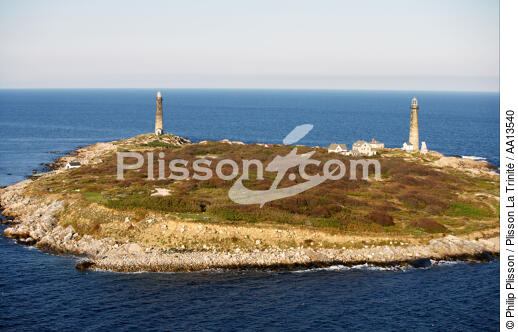 Cape Ann Twin Lighthouse in Massachusetts. - © Philip Plisson / Plisson La Trinité / AA13540 - Photo Galleries - Cape Ann Twin Lighthouses