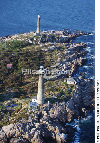 Cape Ann Twin Lighthouse in Massachusetts. - © Philip Plisson / Plisson La Trinité / AA13544 - Photo Galleries - American Lighthouses