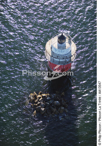Duxbury Pier Light in front of Plymouth. - © Philip Plisson / Plisson La Trinité / AA13547 - Photo Galleries - American Lighthouses