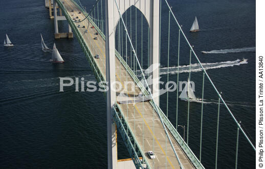 Newport in the state of the Rhode Island. - © Philip Plisson / Plisson La Trinité / AA13840 - Photo Galleries - Suspended bridge