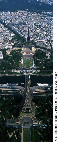 Paris, La Tour Eiffel et le Trocadéro. - © Guillaume Plisson / Plisson La Trinité / AA13969 - Nos reportages photos - Site [75]