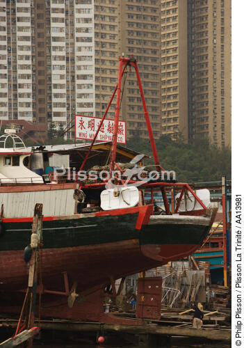 In the port of Aberdeen to HongKong. - © Philip Plisson / Plisson La Trinité / AA13981 - Photo Galleries - Hong Kong