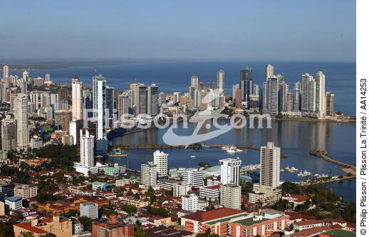 Panama City. - © Philip Plisson / Plisson La Trinité / AA14253 - Nos reportages photos - Ville [Panama]