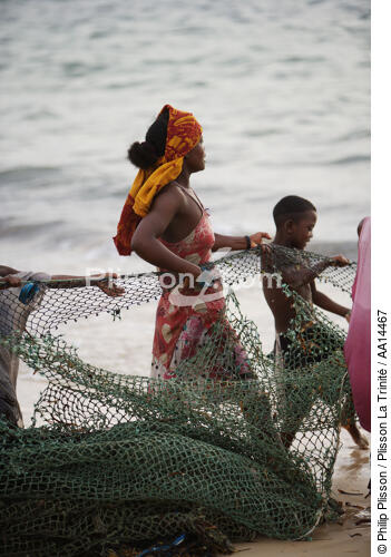 Ifaty - Madagascar. - © Philip Plisson / Plisson La Trinité / AA14467 - Photo Galleries - Fishing nets