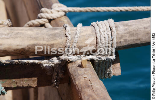 Ifaty - Madagascar. - © Philip Plisson / Plisson La Trinité / AA14553 - Photo Galleries - Elements of boat