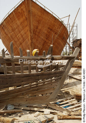 Construction of dhow in Dubai. - © Philip Plisson / Plisson La Trinité / AA14931 - Photo Galleries - Shipyards