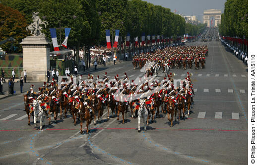 Republican guard. Champs-Élysées - © Philip Plisson / Plisson La Trinité / AA15110 - Photo Galleries - Tradition