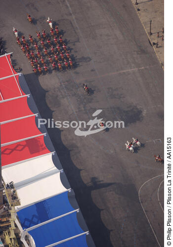 Republican guard. 14 july parad - © Philip Plisson / Plisson La Trinité / AA15163 - Photo Galleries - Land activity