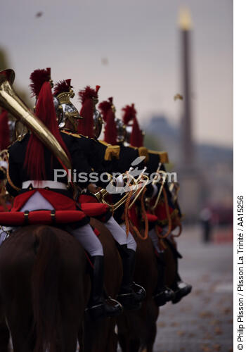 Place de la Concorde. Fanfare de la cavalerie. - © Philip Plisson / Plisson La Trinité / AA15256 - Nos reportages photos - Cheval