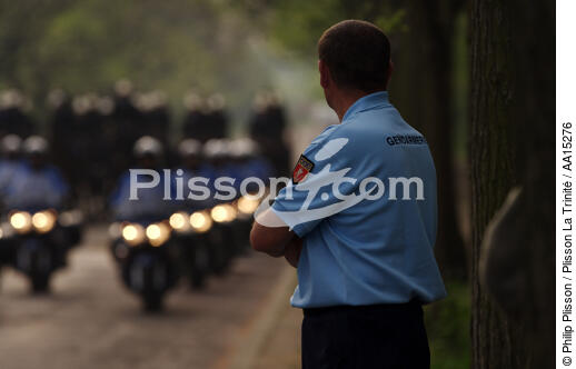 Republican guard. - © Philip Plisson / Plisson La Trinité / AA15276 - Photo Galleries - Road transport