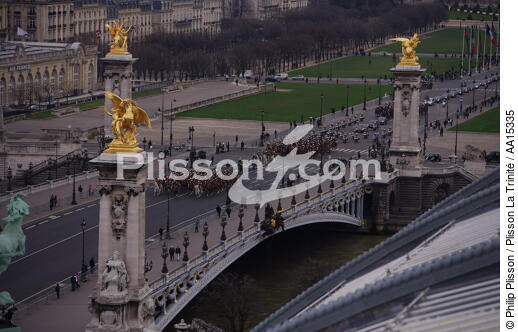Republican guard. Pont Alexandre III. - © Philip Plisson / Plisson La Trinité / AA15335 - Photo Galleries - Tradition