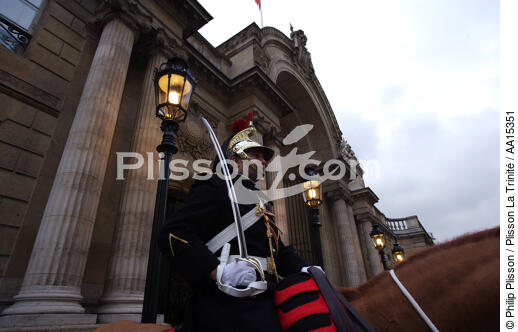 Republican guard. Palais de l'Elysée - © Philip Plisson / Plisson La Trinité / AA15351 - Photo Galleries - Mammal