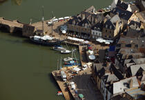 Saint-Goustan harbor in Auray. © Philip Plisson / Plisson La Trinité / AA15630 - Photo Galleries - Auray [The River of]