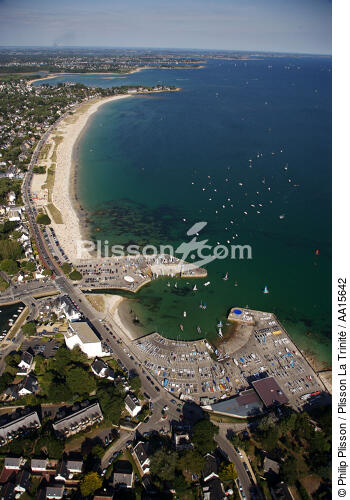 Carnac et son Yacht Club. - © Philip Plisson / Plisson La Trinité / AA15642 - Nos reportages photos - Yacht Club
