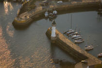 Antique Port-Haliguen Harbour © Philip Plisson / Plisson La Trinité / AA15708 - Photo Galleries - Quay