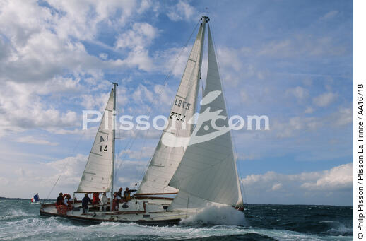 Pen-Duick II - © Philip Plisson / Plisson La Trinité / AA16718 - Nos reportages photos - Course au large