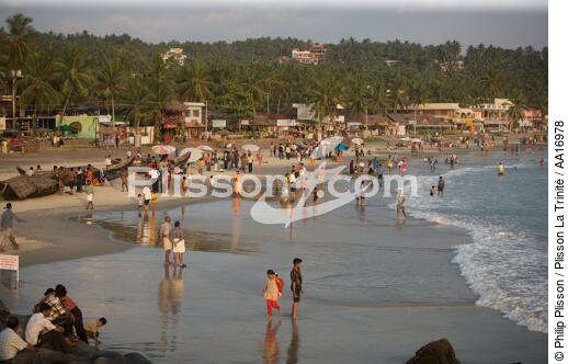 Sur la plage de Kovalam - © Philip Plisson / Plisson La Trinité / AA16978 - Nos reportages photos - Kerala