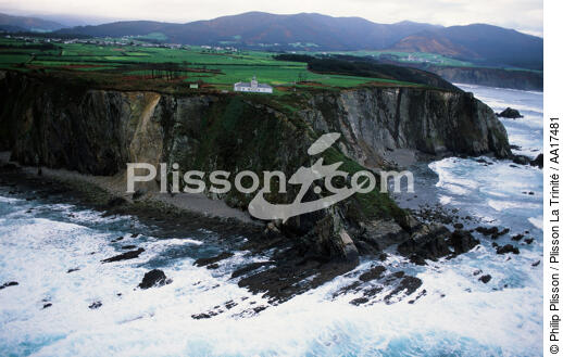Le phare de Cudillero - © Philip Plisson / Plisson La Trinité / AA17481 - Nos reportages photos - Phare [Asturie]